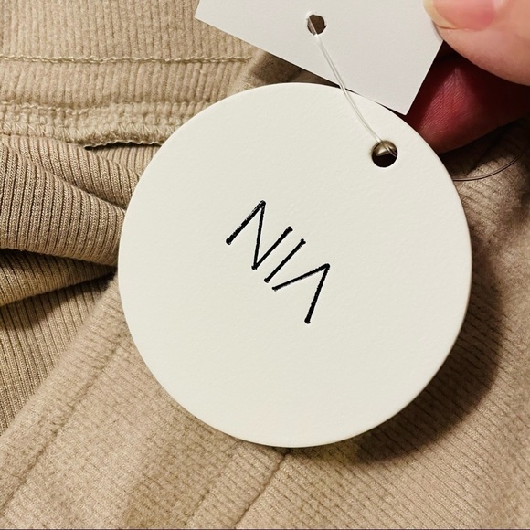 NIA Straight Leg Taupe High Waist Soft Lounge Puddle Hem Drawstring Pants. Sz L - Picture 7 of 11